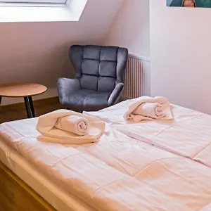 https://rent-like-home-szkolna-ii.zakopanehotels.org